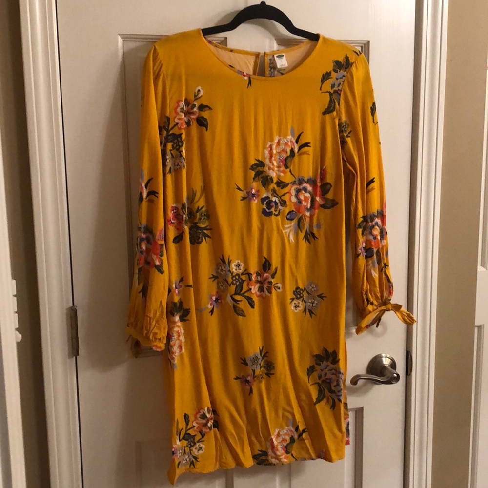 Old Navy • Gold Floral Dress